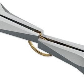 Pliers closing a jump ring